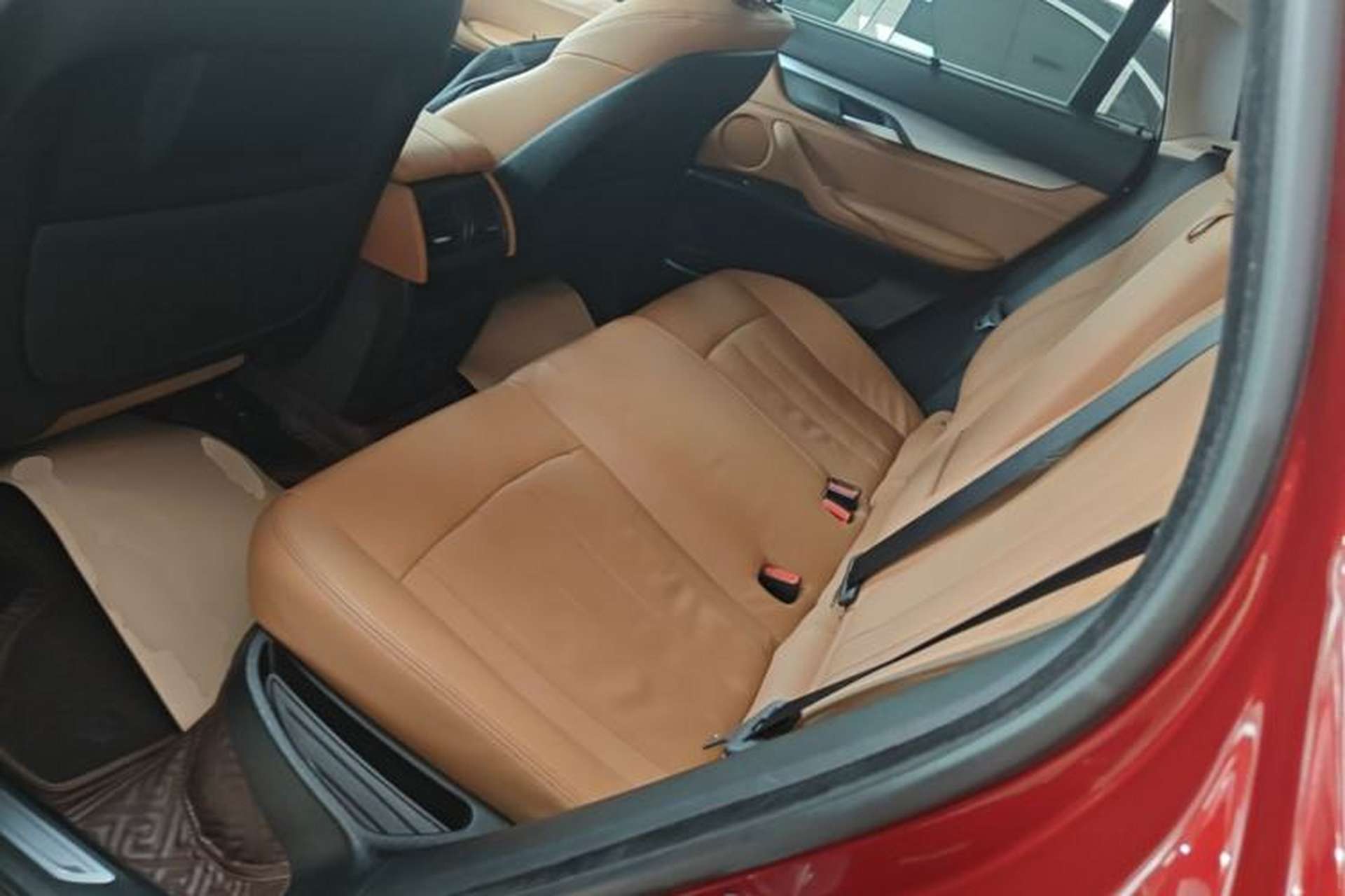 Used BMW X6 2017 xDrive35i M Sport Middle East Left Rear Seat