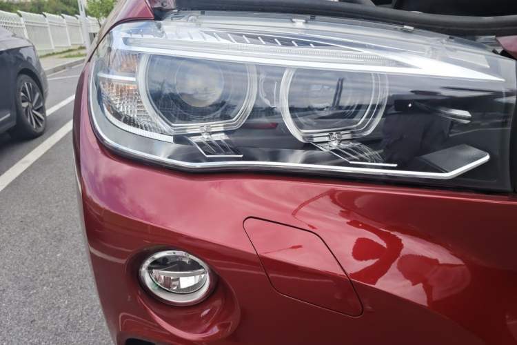 Used BMW X6 2017 xDrive28i Right Front Headlight