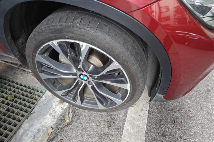 Used BMW X6 2017 xDrive35i Leading Model Right Front Wheel Hub