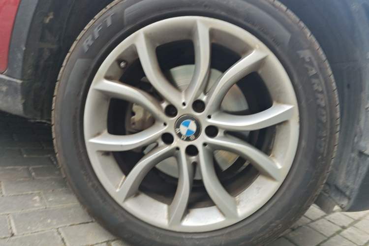 Used BMW X6 2017 xDrive35i Leading Model Right Front Wheel Hub