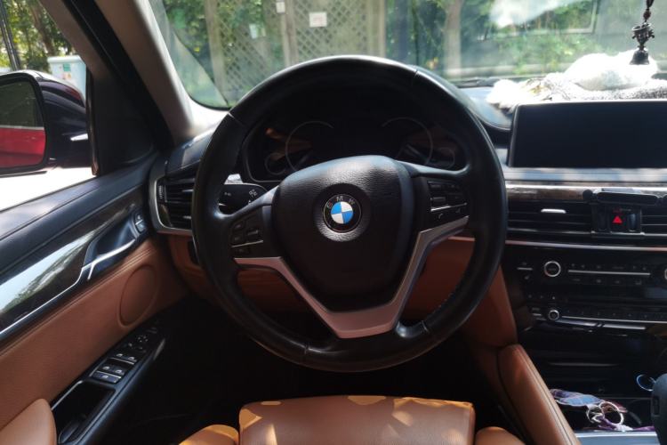 Used BMW X6 2017 xDrive28i Steering Wheel