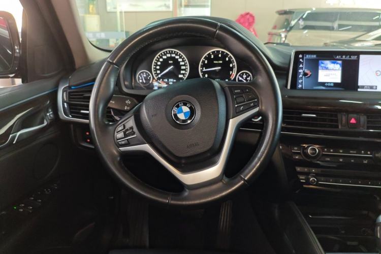 Used BMW X6 2017 xDrive28i Steering Wheel