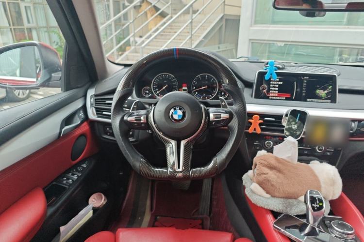 Used BMW X6 2017 xDrive35i Leading Model Steering Wheel