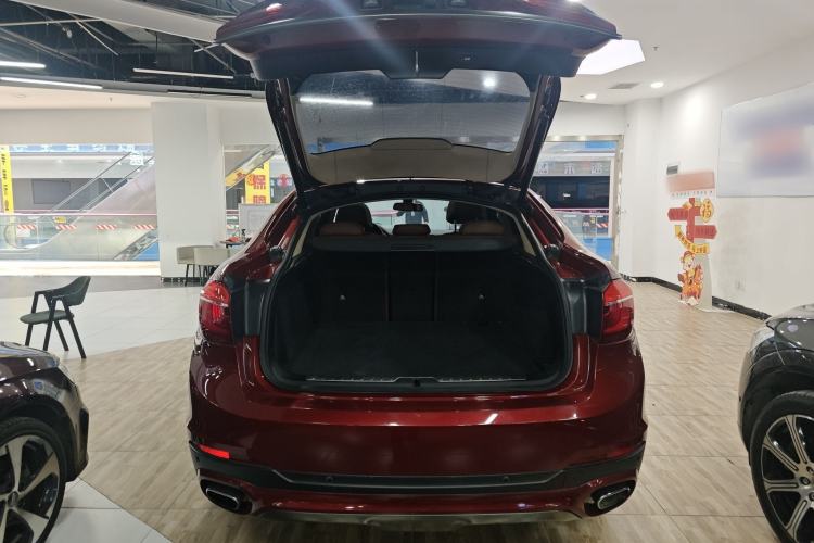 Used BMW X6 2017 xDrive35i Leading Model Trunk