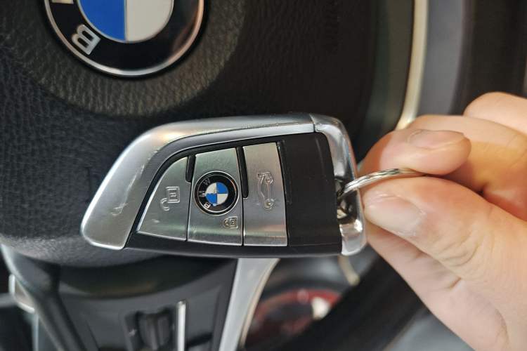 Used BMW X6 2017 xDrive35i Leading Model Vehicle Key