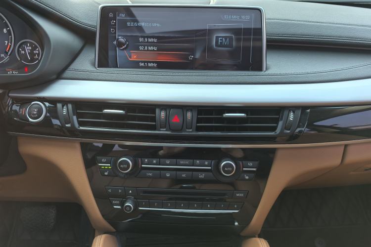 Used BMW X6 2017 xDrive35i Leading Model Audio And AC Panel
