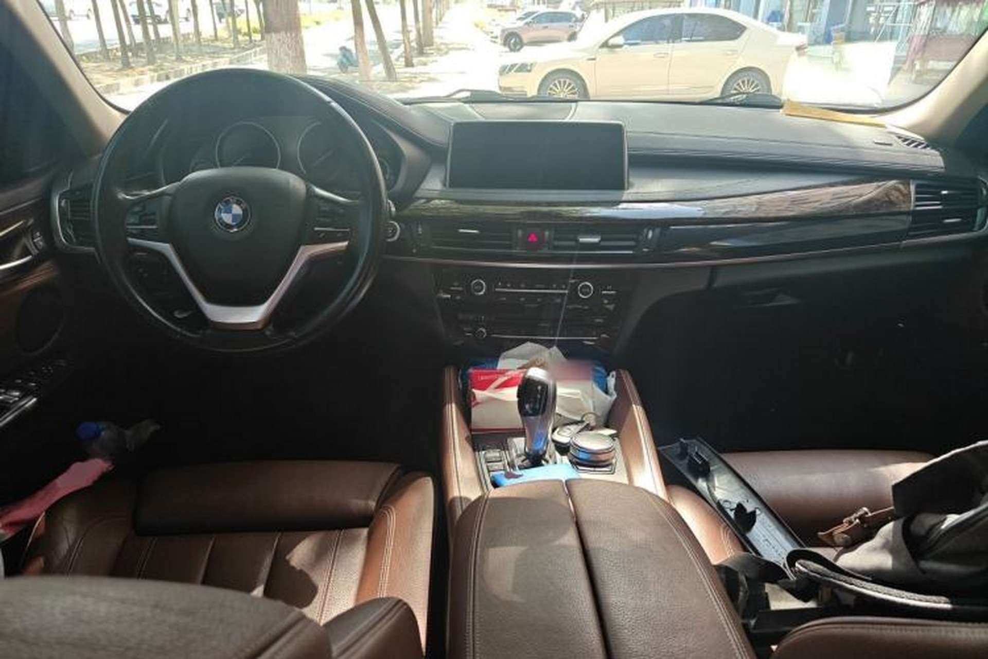 Used BMW X6 2017 xDrive28i Center Console
