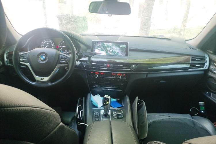 Used BMW X6 2017 xDrive28i Center Console