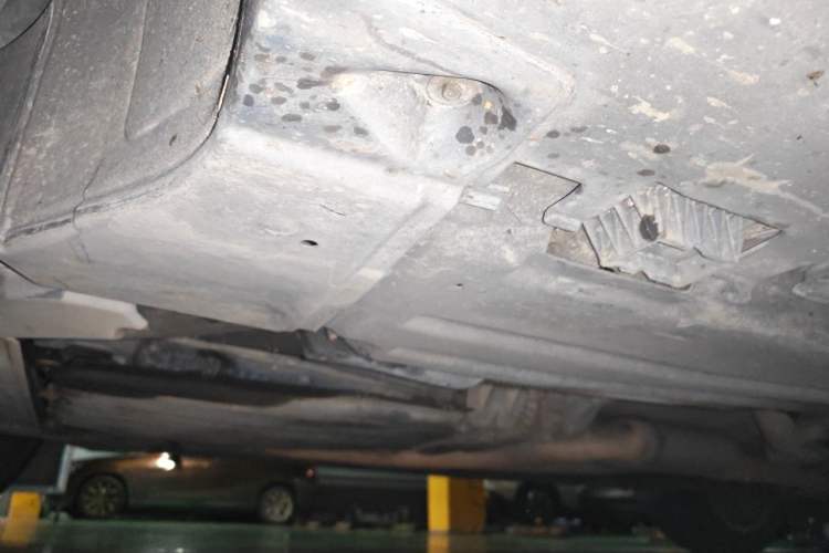 Used BMW X6 2017 xDrive28i Chassis Front Left