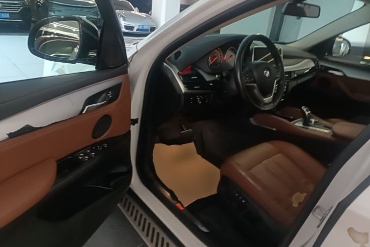Used BMW X6 2017 xDrive35i Leading Model Driver Seat