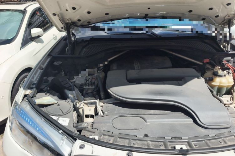 Used BMW X6 2017 xDrive28i Engine Bay Right