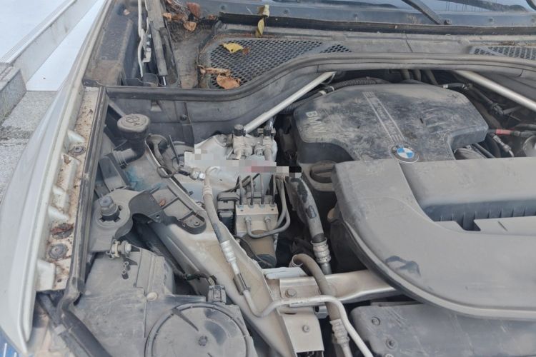 Used BMW X6 2017 xDrive28i Engine Bay Right