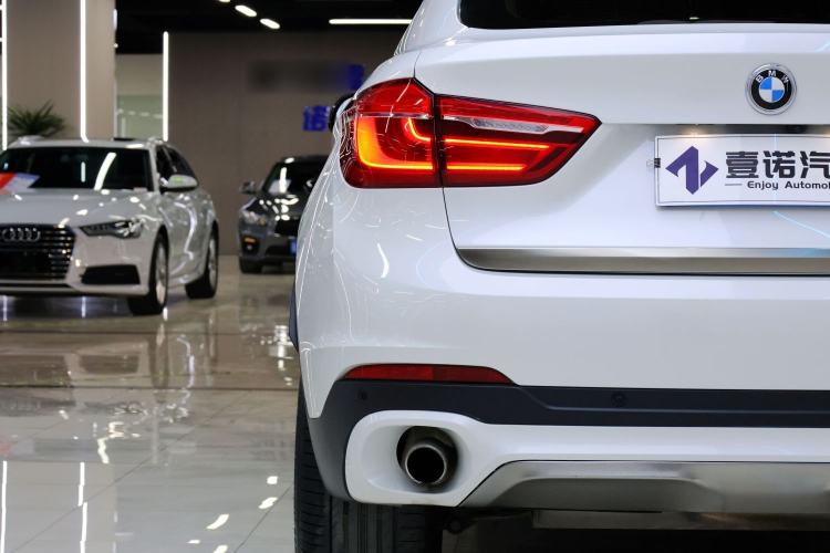 Used BMW X6 2017 xDrive35i Luxury Edition Exterior 5