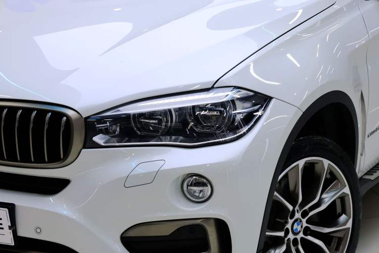 Used BMW X6 2017 xDrive35i Luxury Edition Exterior 7