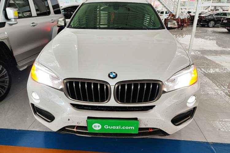 Used BMW X6 2017 xDrive28i Front
