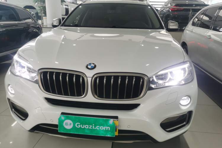 Used BMW X6 2017 xDrive28i Front
