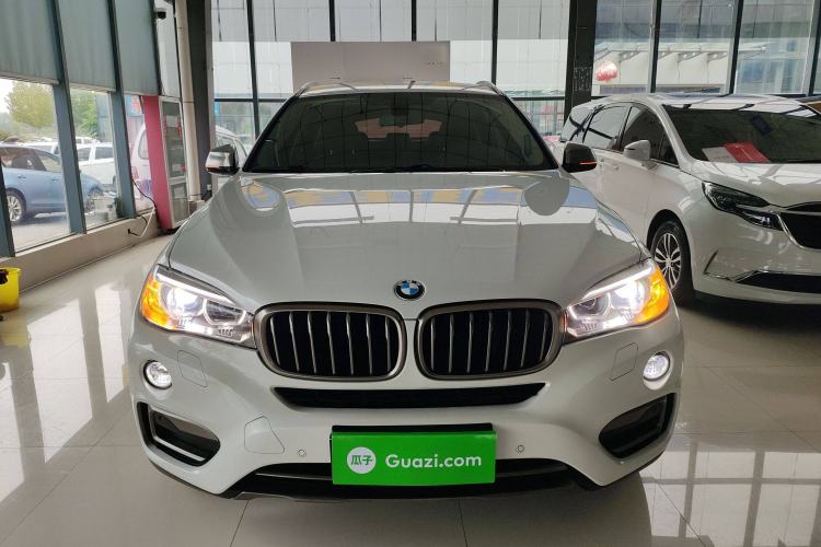 Used BMW X6 2017 xDrive28i Front