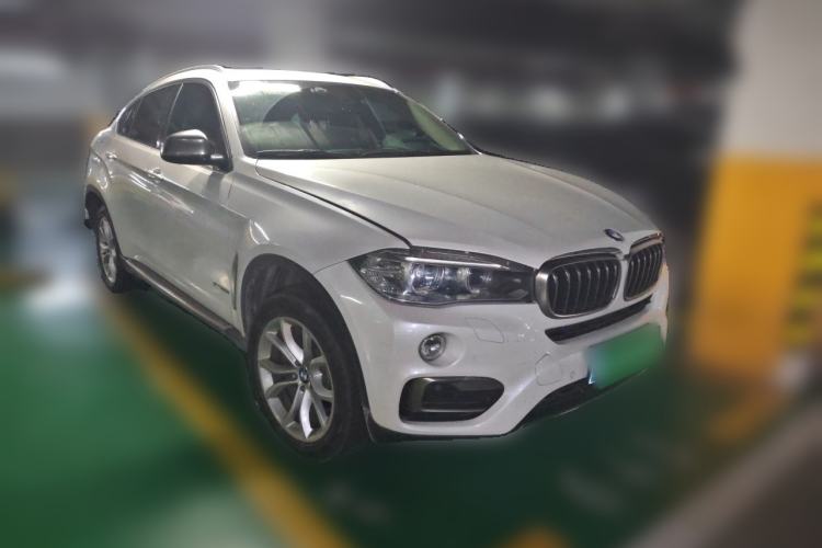 Used BMW X6 2017 xDrive28i Front Right 45 Deg