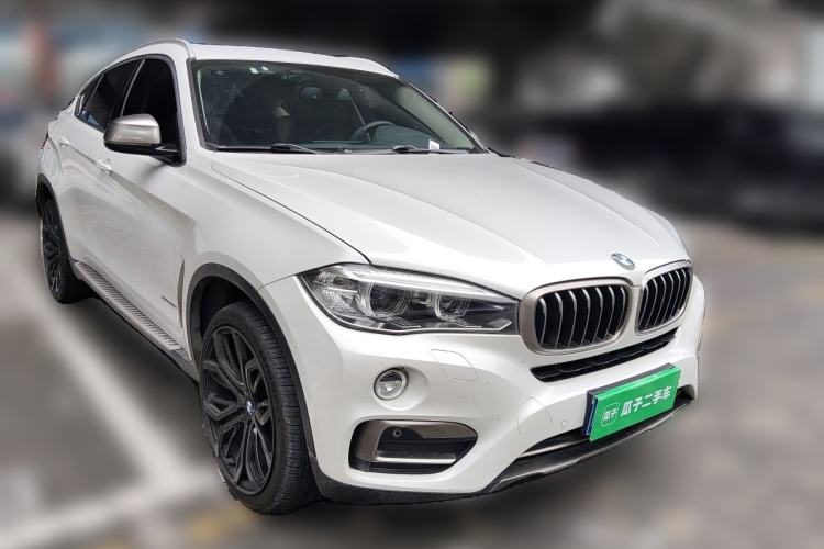 Used BMW X6 2017 xDrive28i Front Right 45 Deg