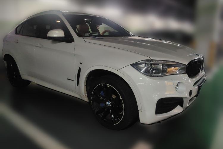 Used BMW X6 2017 xDrive35i M Sport Edition Front Right 45 Deg