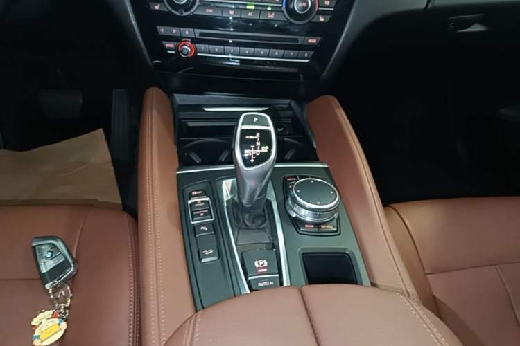 Used BMW X6 2017 xDrive35i Leading Model Gear Lever