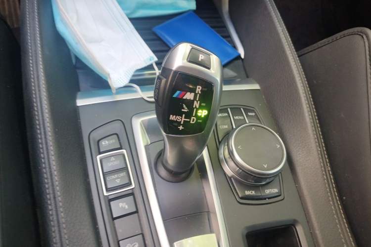 Used BMW X6 2017 xDrive28i Gear Lever