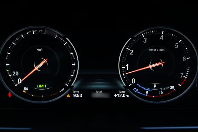 Used BMW X6 2017 xDrive35i Luxury Edition Instrument Cluster