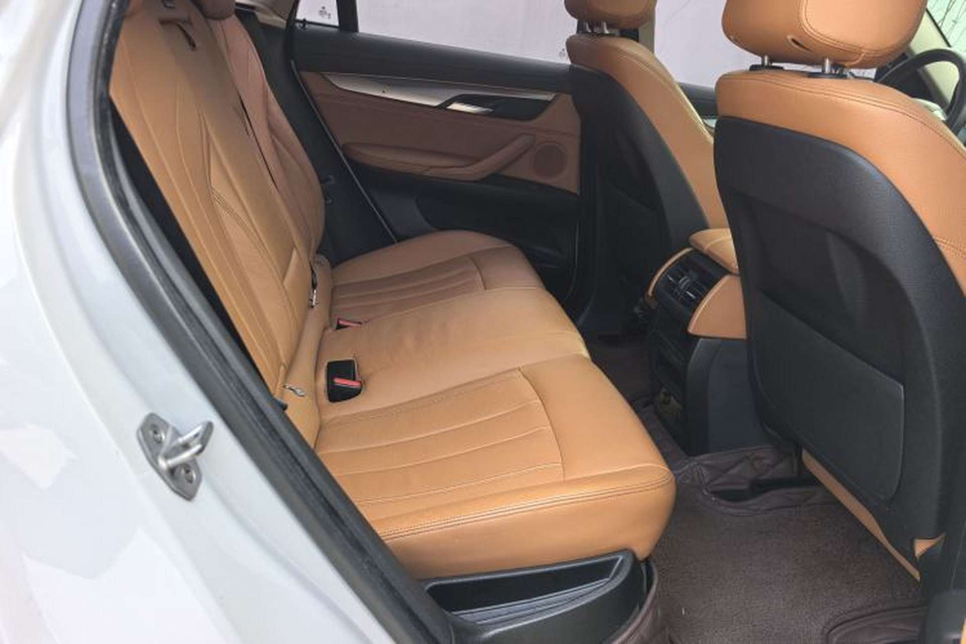Used BMW X6 2017 xDrive35i Leading Model Interior 6