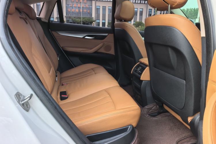 Used BMW X6 2017 xDrive35i Leading Model Interior 7