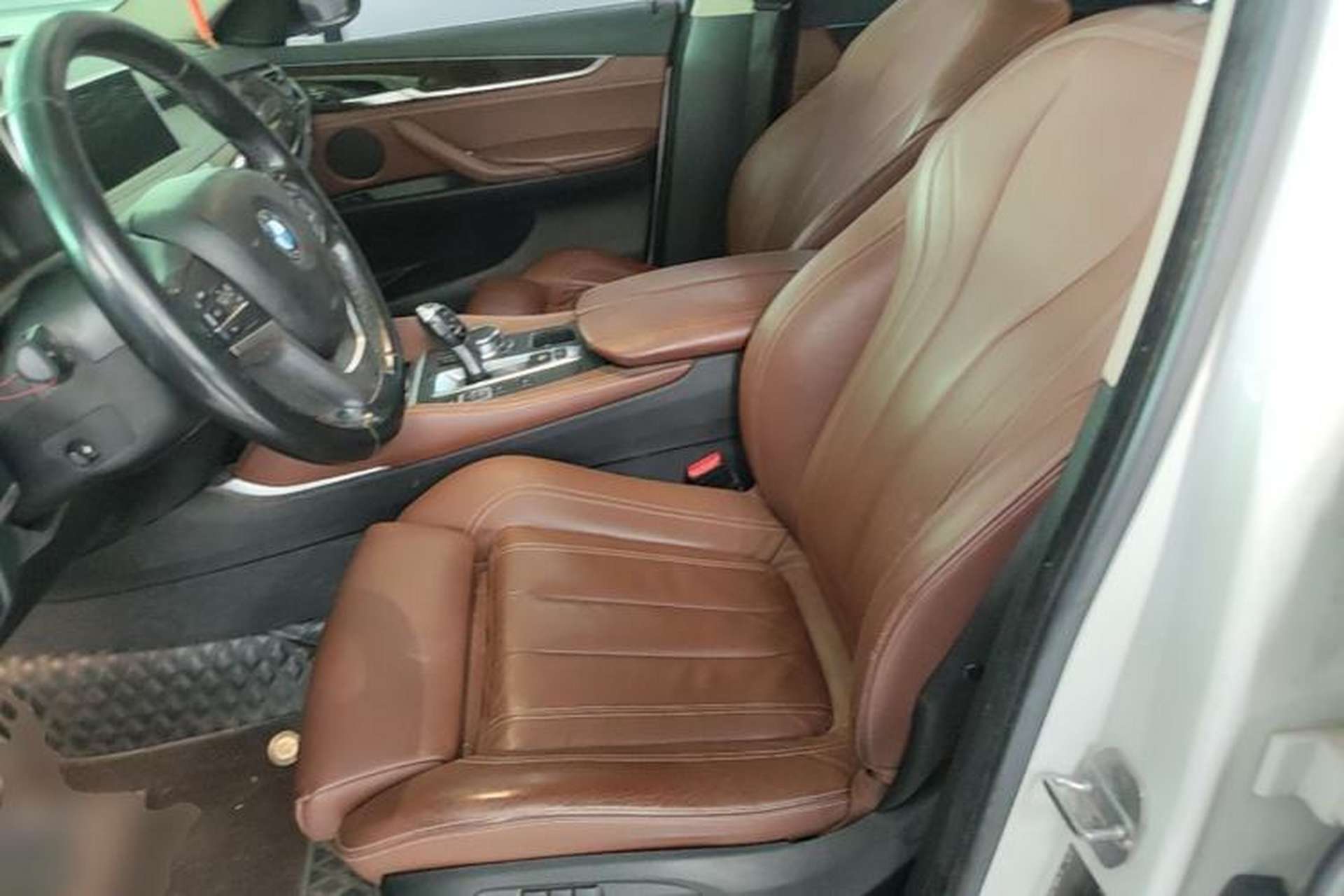 Used BMW X6 2017 xDrive28i Left Front Seat