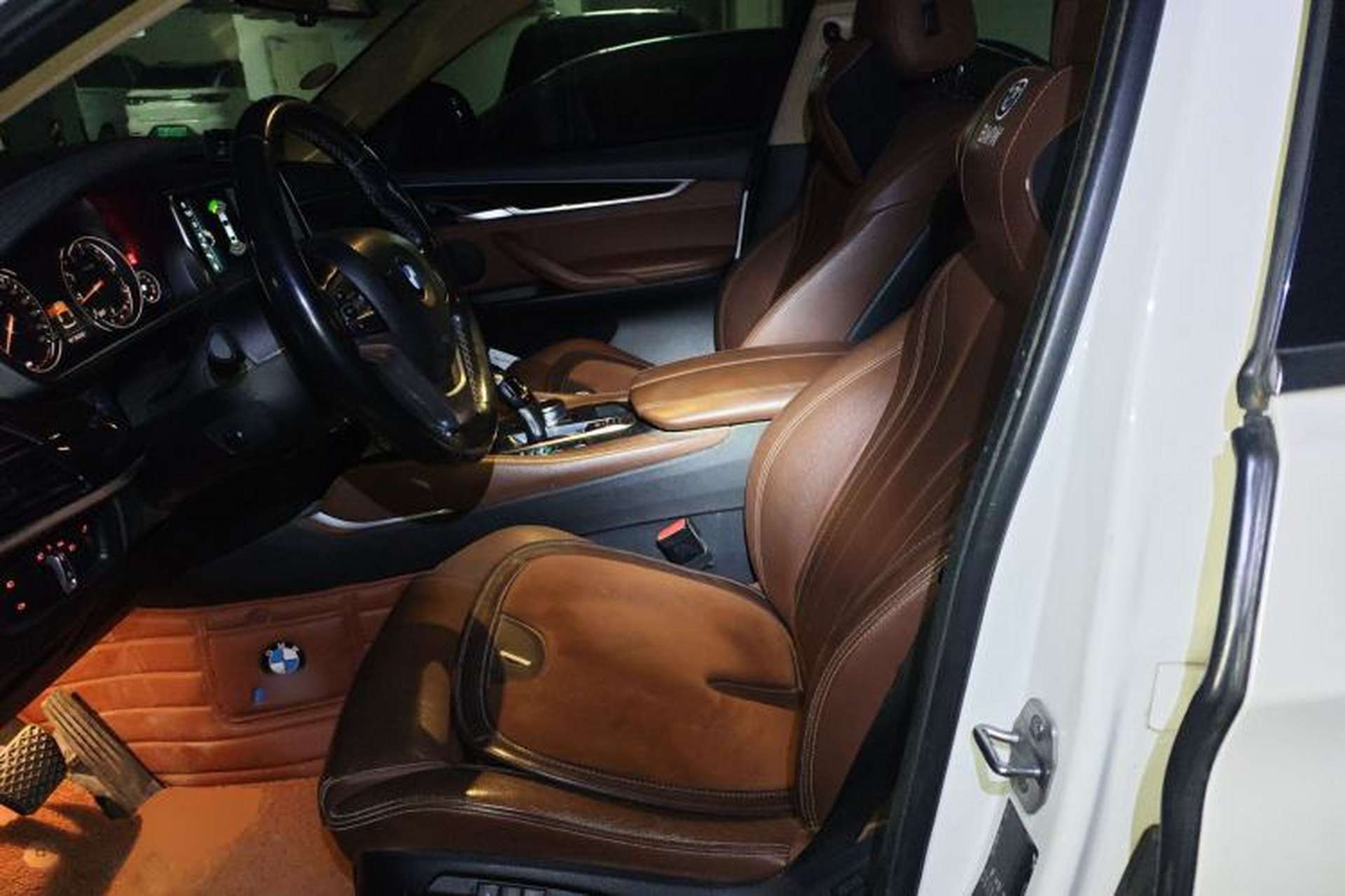 Used BMW X6 2017 xDrive28i Left Front Seat