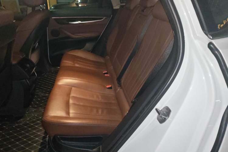 Used BMW X6 2017 xDrive28i Left Rear Seat