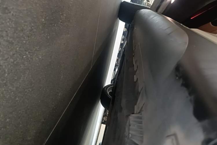 Used BMW X6 2017 xDrive35i Leading Model Left Side Sill