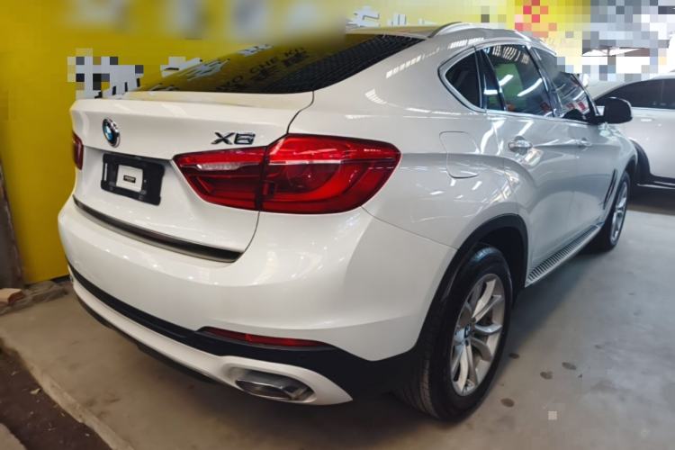 Used BMW X6 2017 xDrive35i Leading Model Rear Right 45 Deg