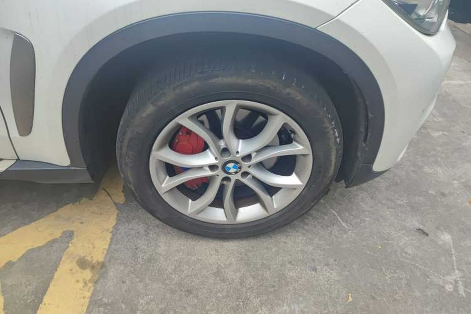 Used BMW X6 2017 xDrive35i Leading Model Right Front Wheel Hub
