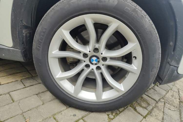 Used BMW X6 2017 xDrive35i Leading Model Right Front Wheel Hub