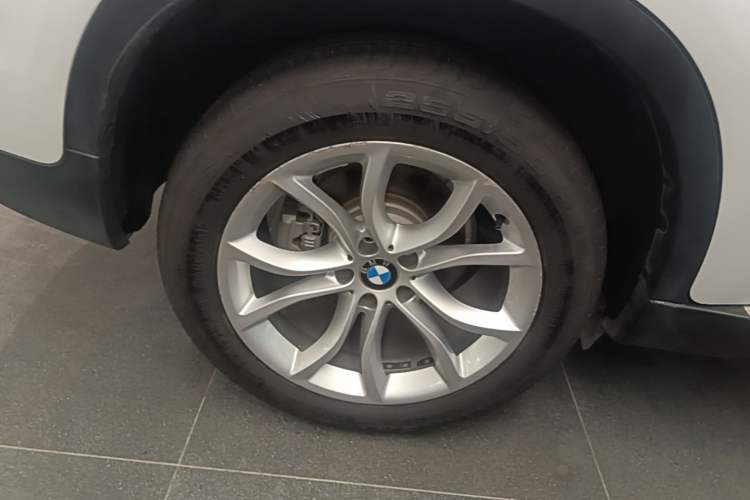 Used BMW X6 2017 xDrive35i Leading Model Right Rear Wheel Hub