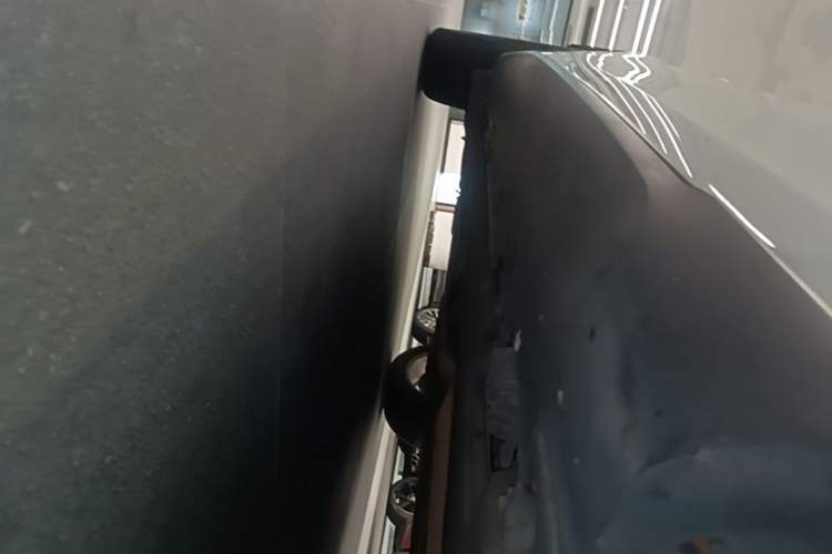 Used BMW X6 2017 xDrive35i Leading Model Right Side Sill