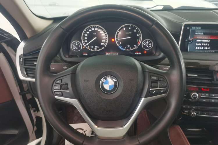 Used BMW X6 2017 xDrive28i Steering Wheel