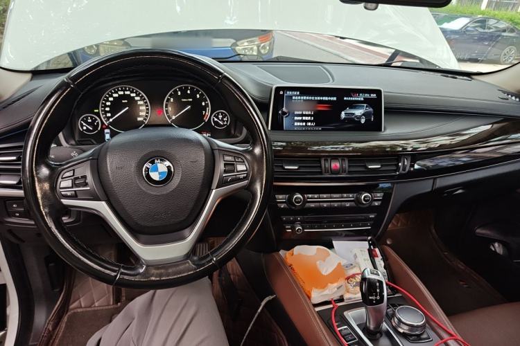 Used BMW X6 2017 xDrive28i Steering Wheel