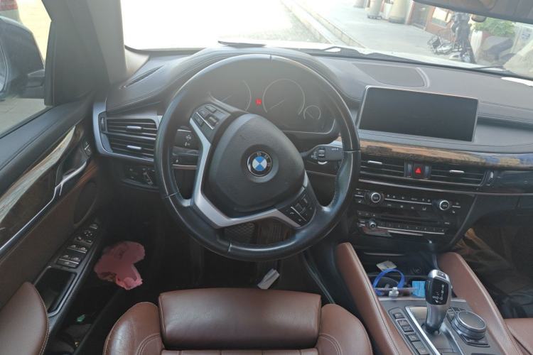 Used BMW X6 2017 xDrive28i Steering Wheel