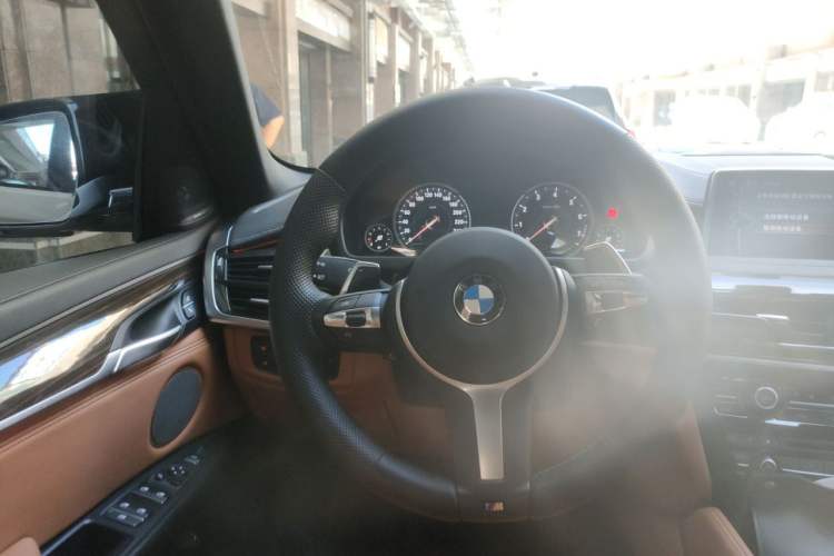 Used BMW X6 2017 xDrive35i M Sport Edition Steering Wheel