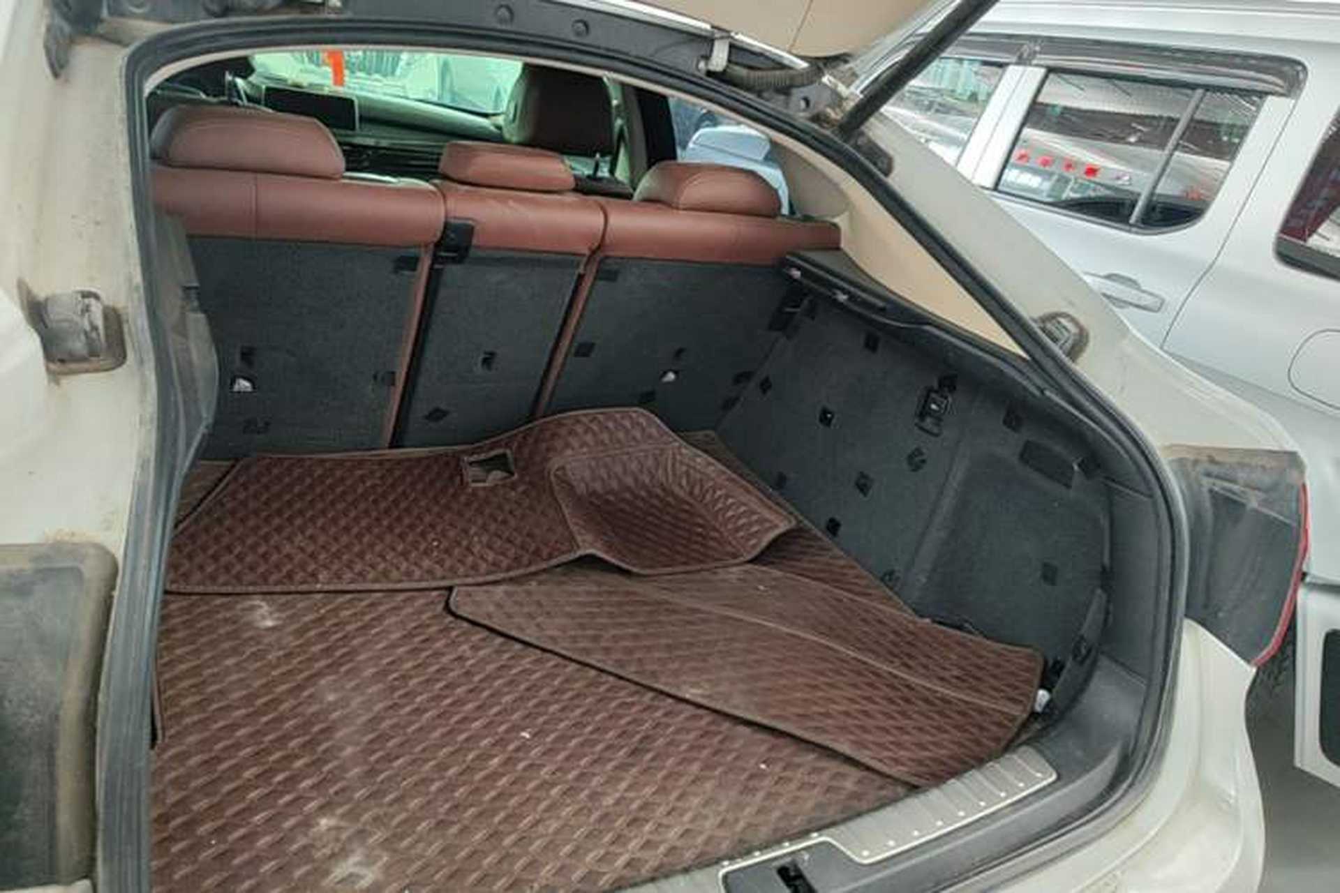 Used BMW X6 2017 xDrive28i Trunk