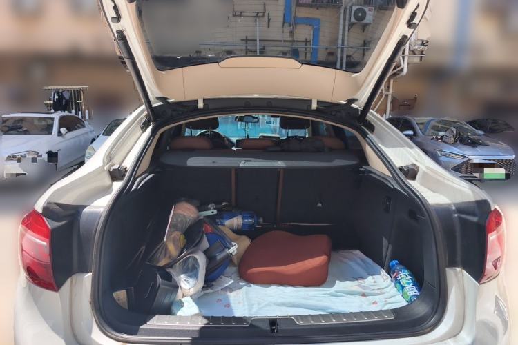 Used BMW X6 2017 xDrive28i Trunk