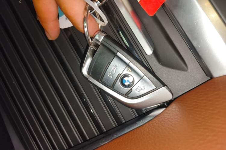 Used BMW X6 2017 xDrive35i Leading Model Vehicle Key