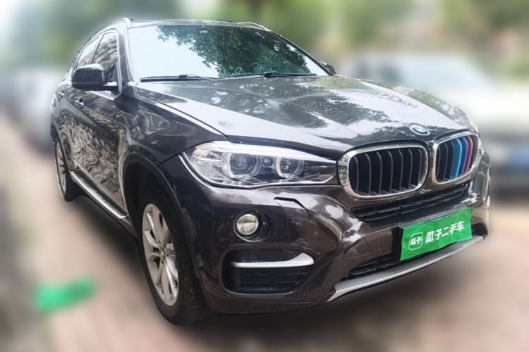 Used BMW X6 2017 xDrive28i Front Right 45 Deg