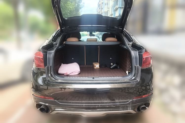 Used BMW X6 2017 xDrive28i Trunk
