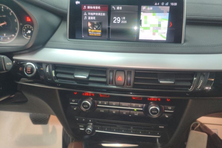 Used BMW X6 2018 xDrive35i Leading Model Audio And AC Panel