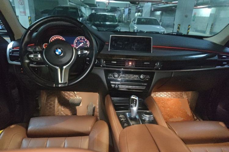 Used BMW X6 2018 xDrive28i Center Console