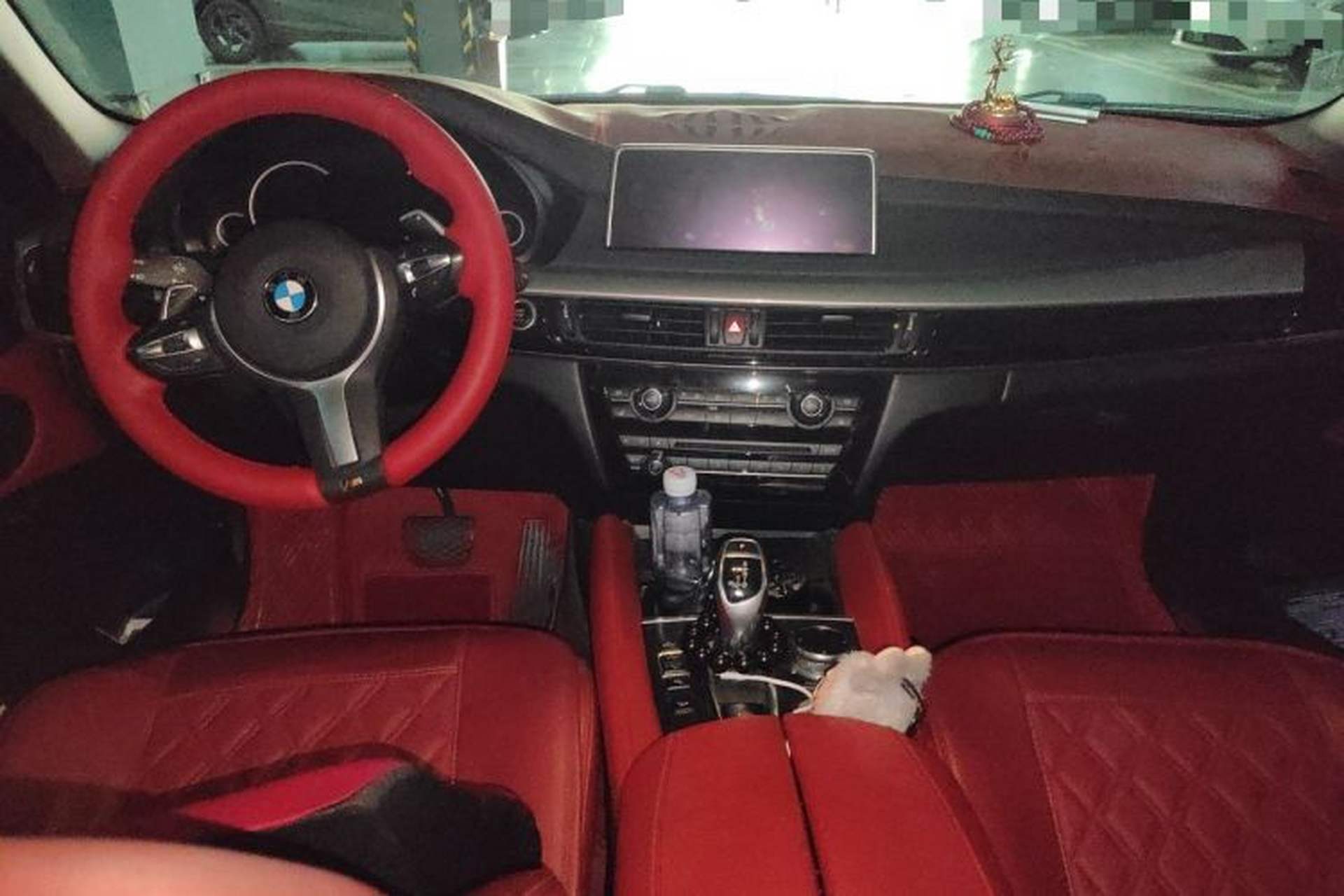 Used BMW X6 2018 xDrive35i Leading Model Center Console